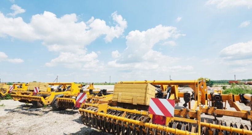 Jangan Tunda Lagi! Kirim Alat Berat Anda ke Seluruh Indonesia Dijamin Aman 100% dari Surabaya