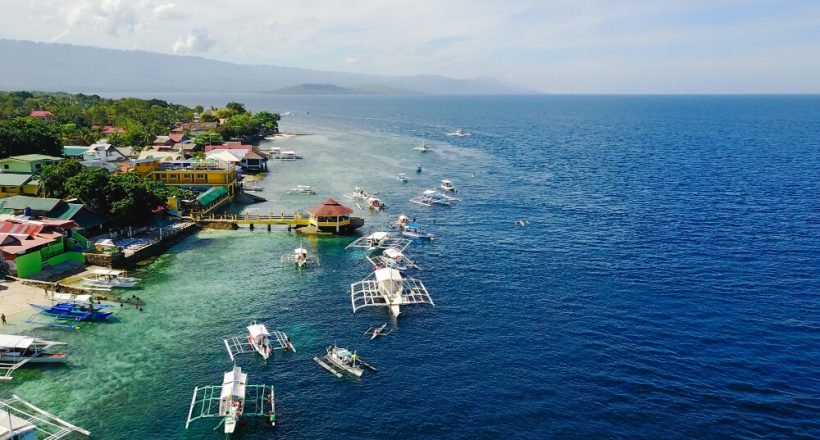 Ekspedisi Surabaya Palangkaraya Jembatan Logistik Jawa ke Kalimantan Tengah/freepik