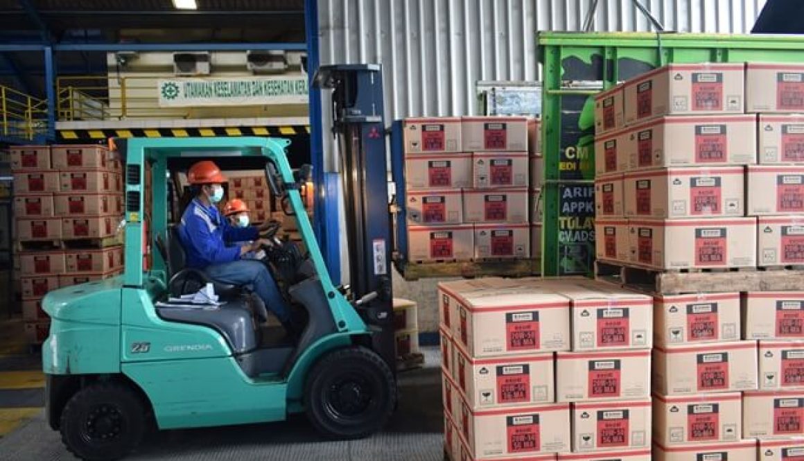 Ekspedisi Surabaya Bandung via Kereta Api Layanan Cargo Kilat dan Terpercaya