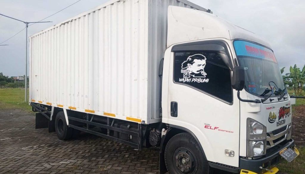 Pernah Ekspedisi Surabaya Inilah Alasan Mengapa Rute Ini Sangat Vital