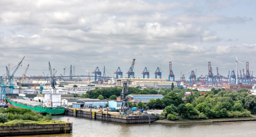 Pelabuhan di Batam Gerbang Strategis Logistik Internasional dan Domestik